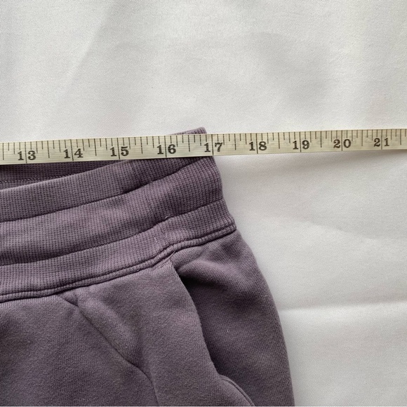 Lululemon Dusky Lavender Scuba Relaxed High-Rise Jogger Size 14 - Picture 13 of 16